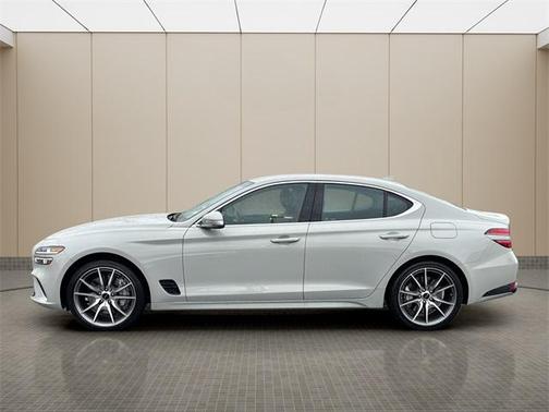 2026 Genesis G70 2.5T Standard