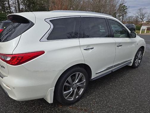 2015 INFINITI QX60 Base