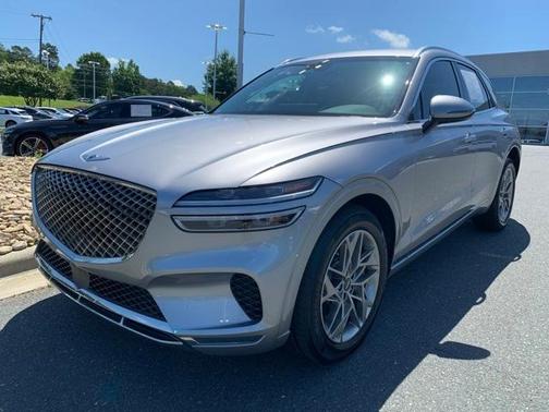 2025 Genesis GV70 2.5T