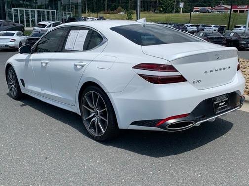 2025 Genesis G70 2.5T