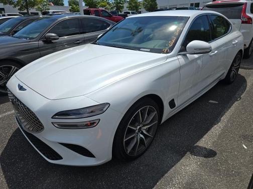 2025 Genesis G70 2.5T