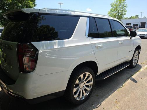 Summit White 2022 Chevrolet Tahoe LT
