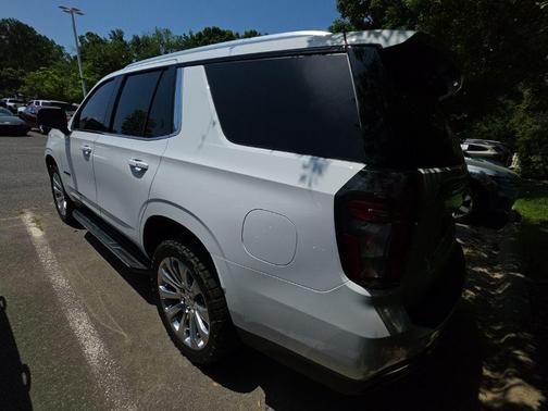Summit White 2022 Chevrolet Tahoe LT
