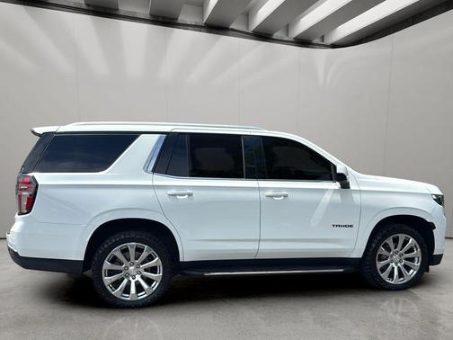Summit White 2022 Chevrolet Tahoe LT