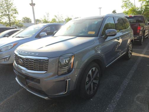 Everlasting Silver 2020 Kia Telluride EX