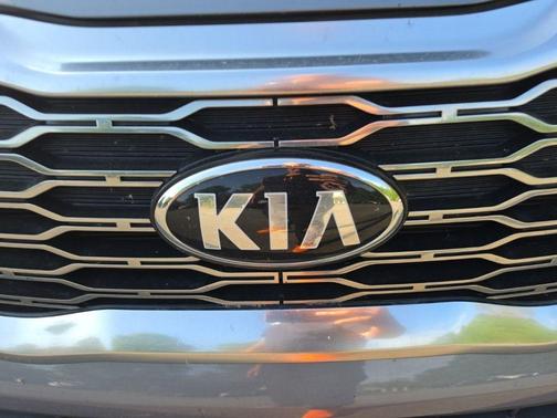 Everlasting Silver 2020 Kia Telluride EX