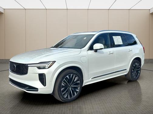 2025 Volvo XC90 Plug-In Hybrid T8 Ultra 7-Seater