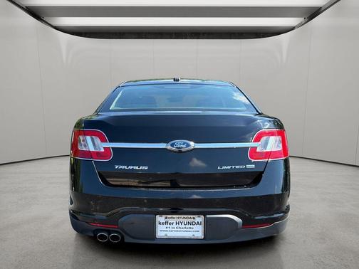 Ebony Black 2012 Ford Taurus Limited