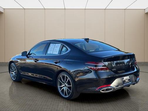 2026 Genesis G70 2.5T Standard