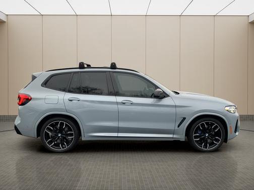 2022 BMW X3 M40i