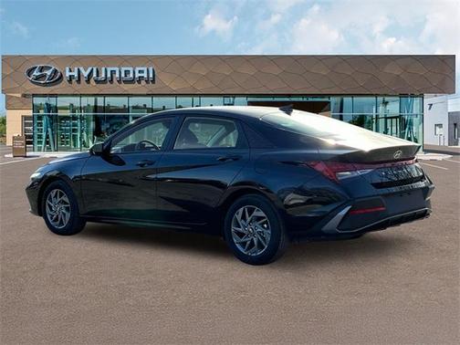 2025 Hyundai ELANTRA HEV Blue