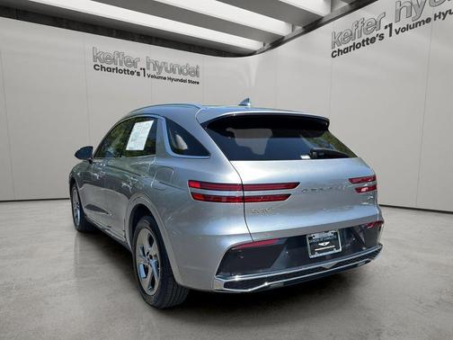Savile Silver 2026 Genesis GV70 2.5T