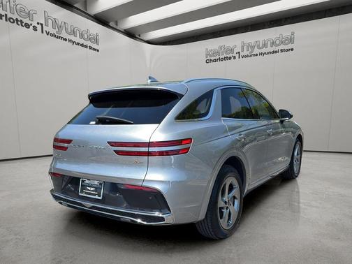 Savile Silver 2026 Genesis GV70 2.5T