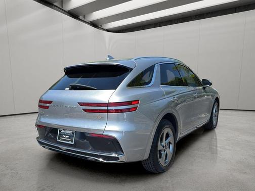Savile Silver 2026 Genesis GV70 2.5T