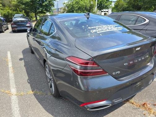 2025 Genesis G70 2.5T