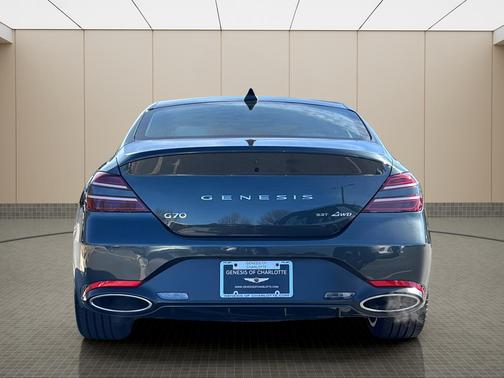2023 Genesis G70 3.3T