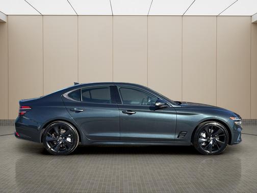 2023 Genesis G70 3.3T