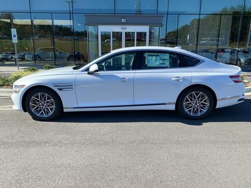 2025 Genesis G80 2.5T