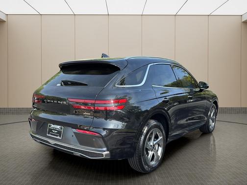 Vik Black 2026 Genesis GV70 2.5T