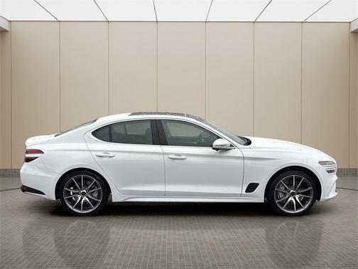 2026 Genesis G70 2.5T Prestige