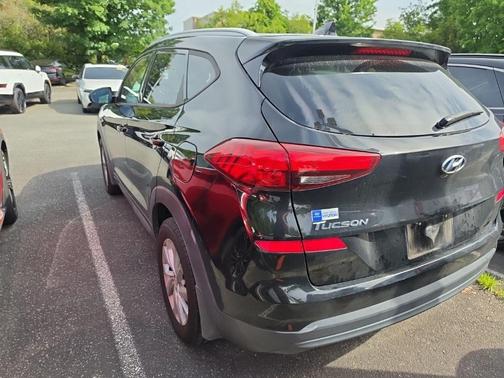 Black Noir Pearl 2021 Hyundai TUCSON Value
