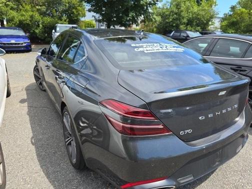 2025 Genesis G70 2.5T