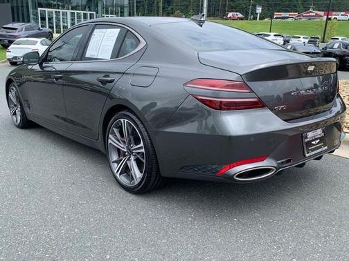 2025 Genesis G70 2.5T