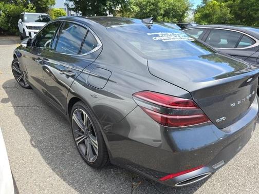 2025 Genesis G70 2.5T