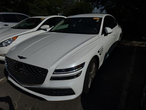Uyuni White 2024 Genesis G80 2.5T