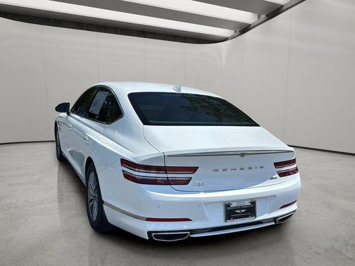 Uyuni White 2024 Genesis G80 2.5T