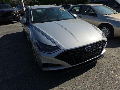 Silver 2023 Hyundai SONATA SEL