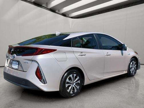 Titanium 2022 Toyota Prius Prime Limited