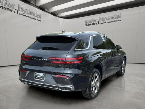 Vik Black 2026 Genesis GV70 2.5T
