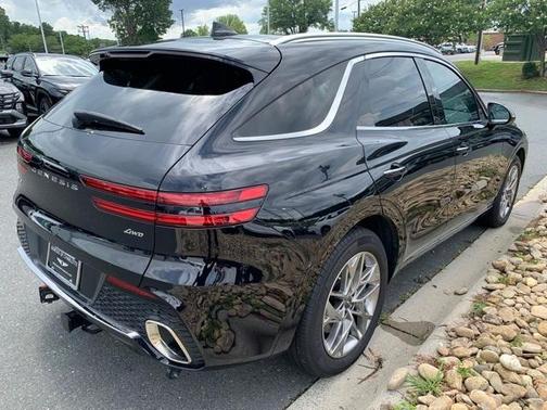 2025 Genesis GV70 2.5T