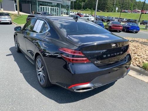2025 Genesis G70 2.5T