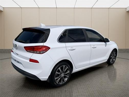 2018 Hyundai Elantra GT Base