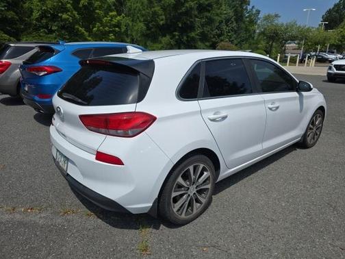 2018 Hyundai Elantra GT Base