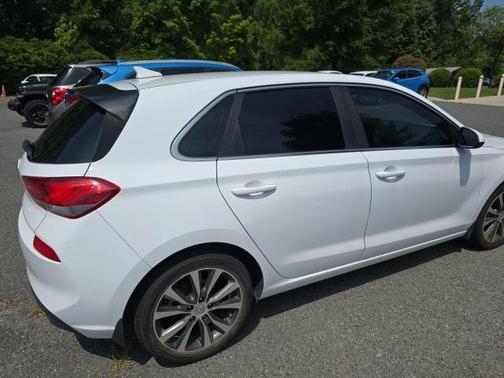 2018 Hyundai Elantra GT Base