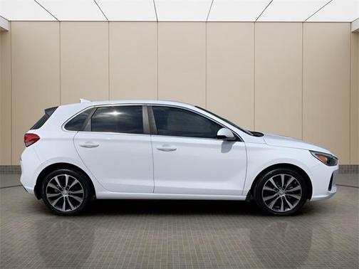 2018 Hyundai Elantra GT Base
