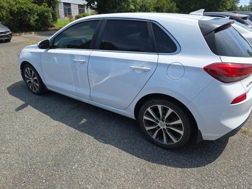2018 Hyundai Elantra GT Base