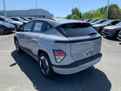 2025 Hyundai KONA EV SEL