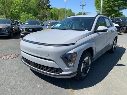 2025 Hyundai KONA EV SEL