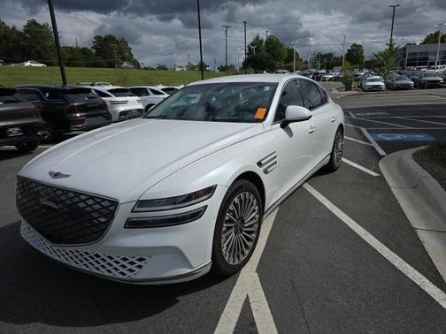 2023 Genesis Electrified G80 Base
