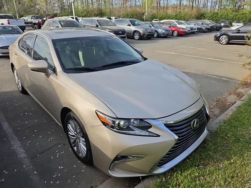 Satin Cashmere Metallic 2016 Lexus ES 350 Base