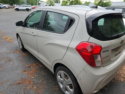 Toasted Marshmallow Metallic 2019 Chevrolet Spark LS