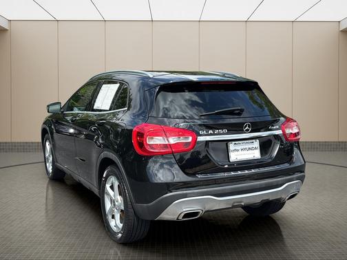 Midnight Black 2018 Mercedes-Benz GLA 250 Base 4MATIC