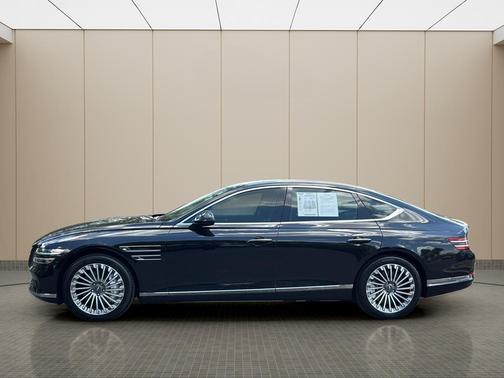 Vik Black 2024 Genesis Electrified G80 Advanced