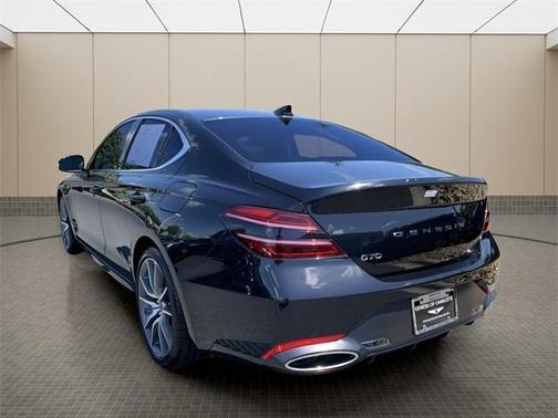 2025 Genesis G70 2.5T