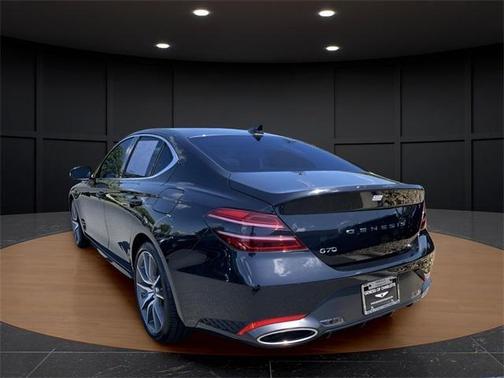 2025 Genesis G70 2.5T