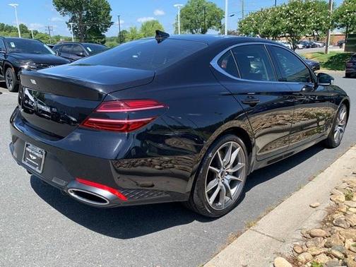2025 Genesis G70 2.5T